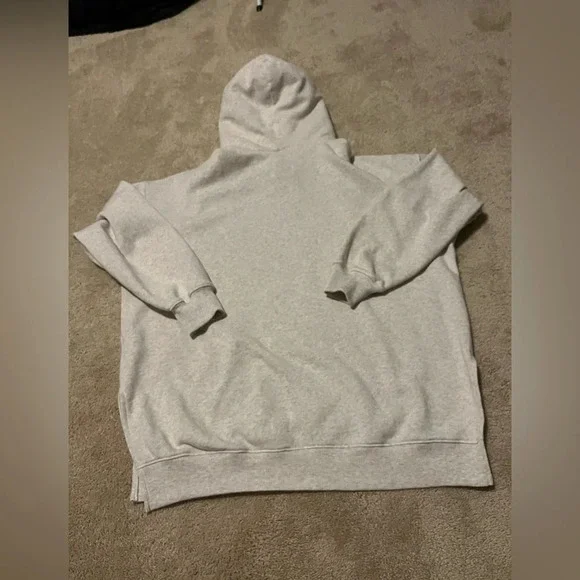 American Eagle Oversized Sweatshirt - Picture 8 of 10